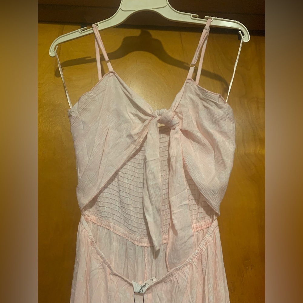 NWT Salty Lemon Size L Floral Backtie Jumpsuit